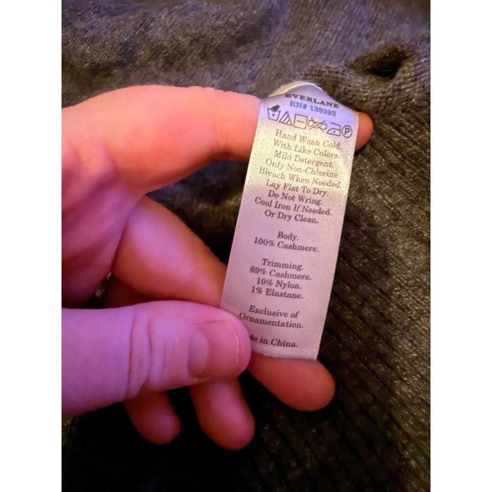Everlane Cashmere Sweater Women's Medium Gray Classic Minimal Soft - Picture 4 of 7